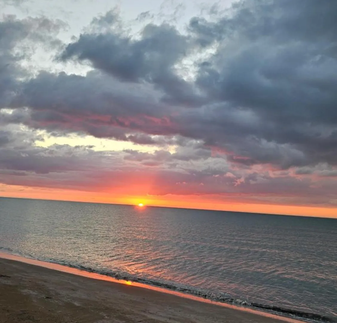 Beachscape At Black River Ethlyn By The Sea Villa